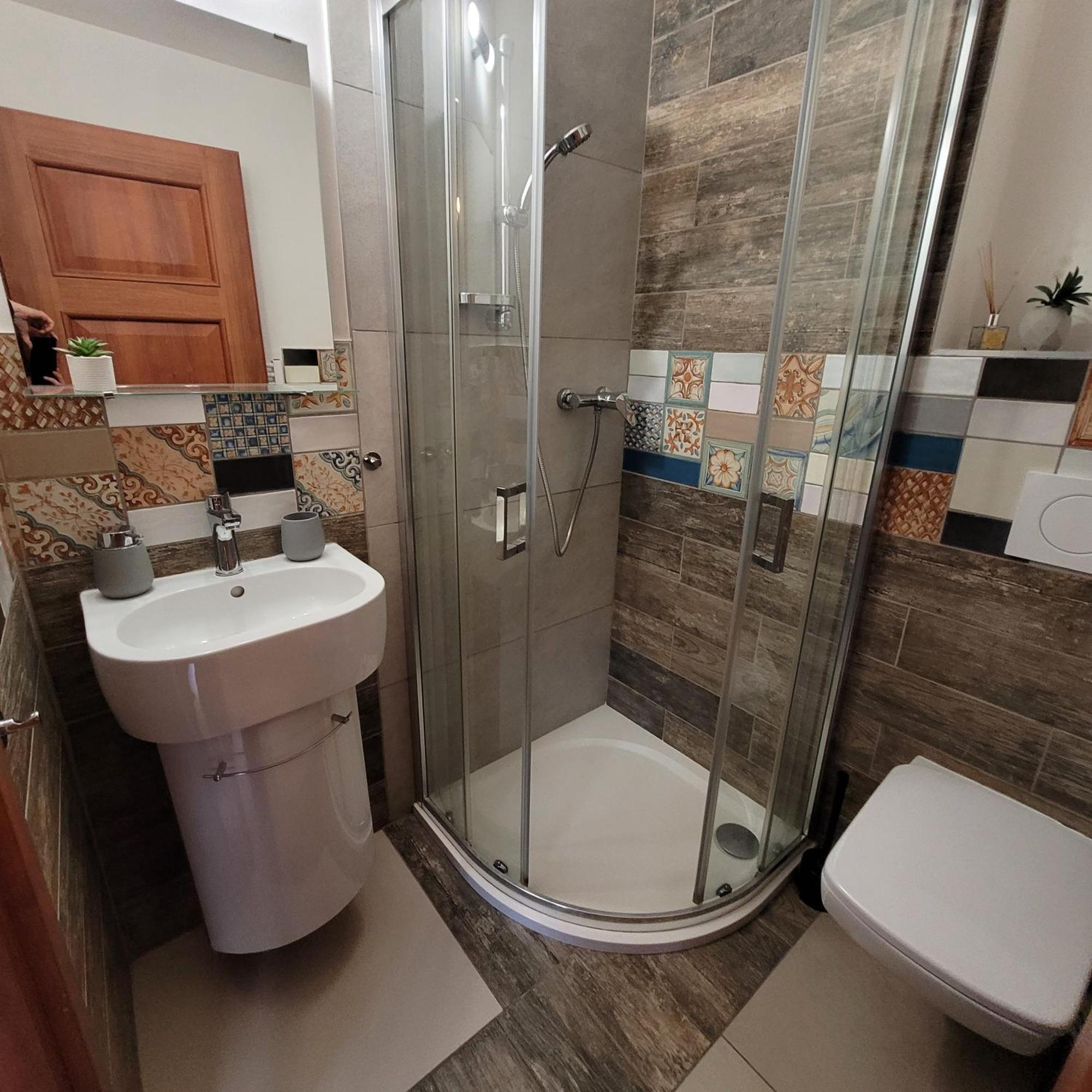 Chloumek Appartement Bela  Buitenkant foto