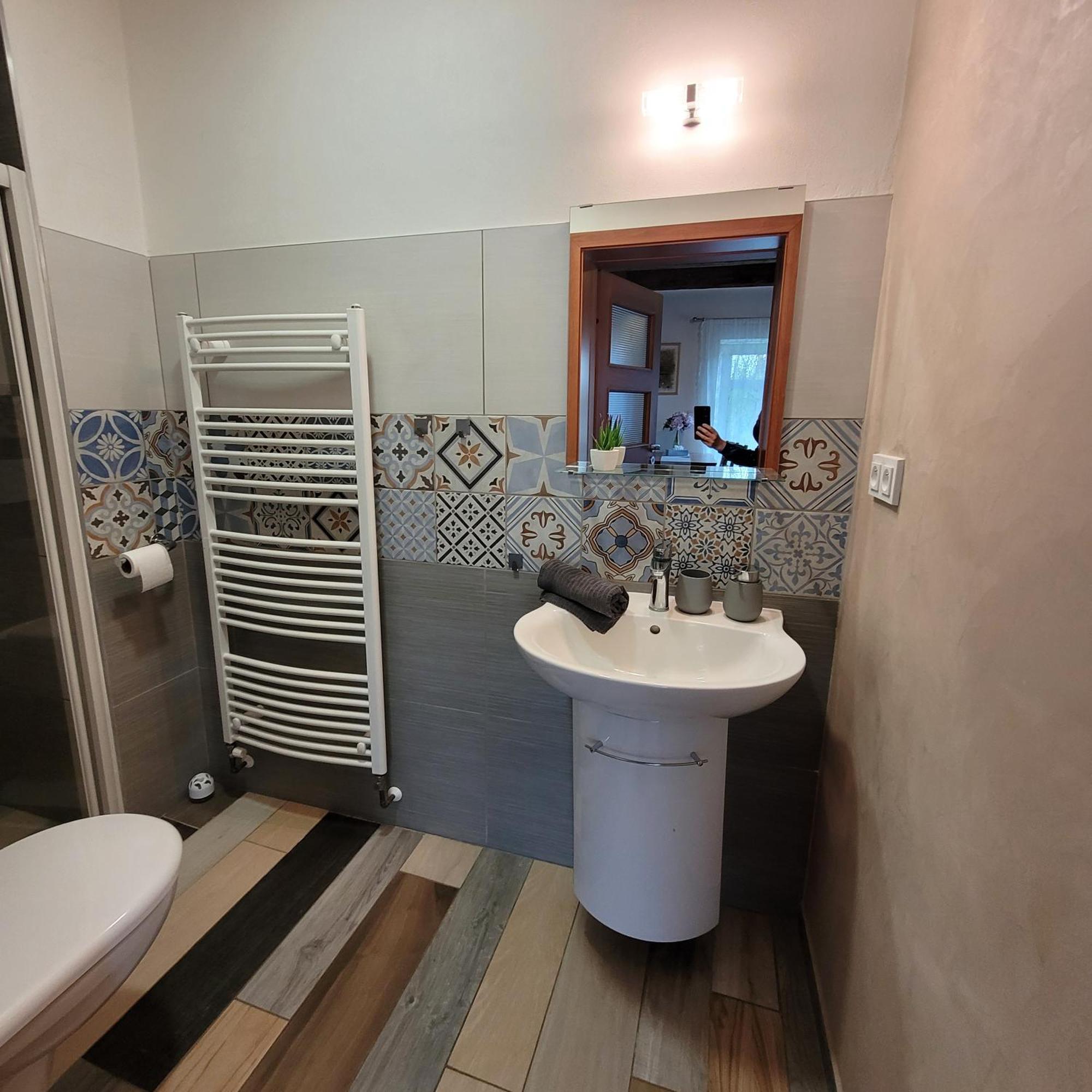 Chloumek Appartement Bela  Buitenkant foto